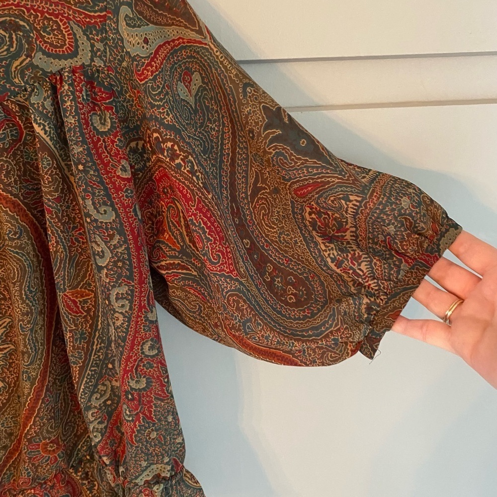 American Living Brown Paisley Woman’s Blouse Size L - Vibrant Color - Picture 3 of 8